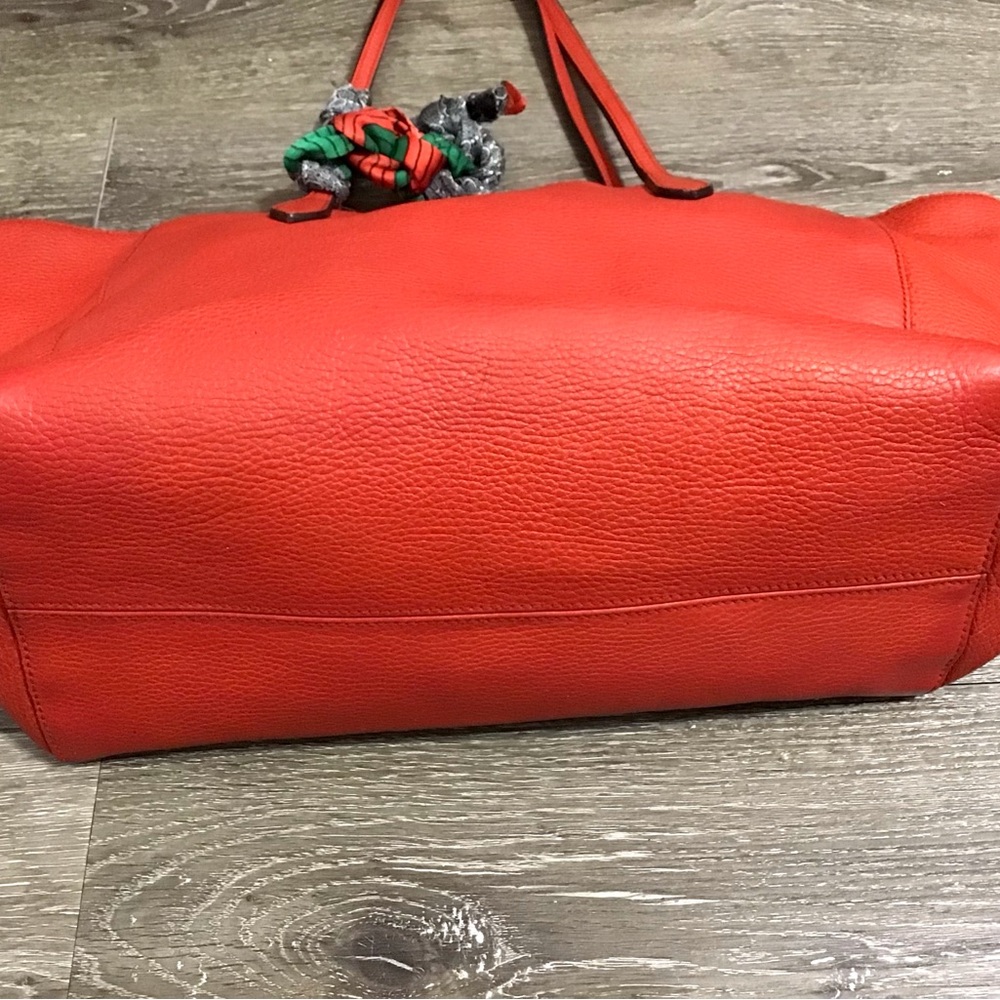 Gucci Leather Swing Tote Red - Picture 5 of 12